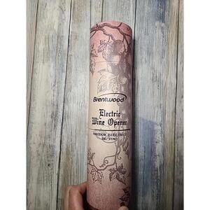 Brentwood Electric Wine Bottle Opener - NEW IN BOX - Item #WA2002S